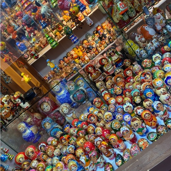 Purchased in Europe! Absolutely Beautiful!🎄🎄 - Picture 3 of 10